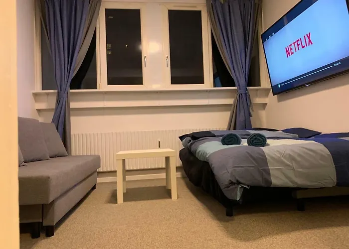 Central Studio + Free Bikes&Big Tv